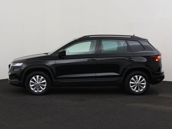 SKODA Karoq (2024) — foto 13 van 18