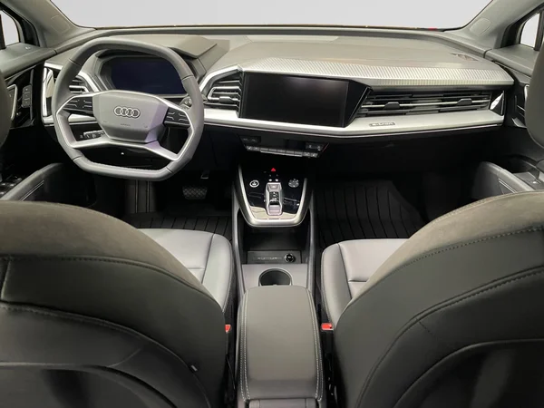 AUDI Q4 Sportback e-tron (2025) — foto 5 van 16