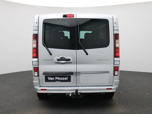 Renault Trafic (2024) — foto 37 van 40