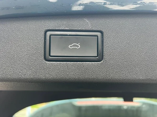 VOLKSWAGEN Tiguan Dsl (2024) — foto 16 van 24