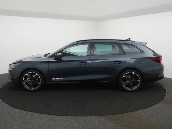 CUPRA Leon ST (2025) — foto 17 van 25