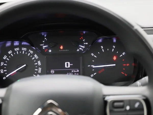 Citroën C3 (2022) — foto 2 van 37