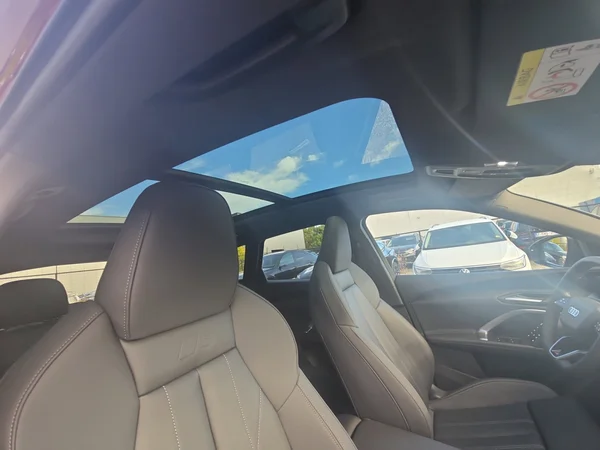 AUDI Q5 (2025) — foto 13 van 24