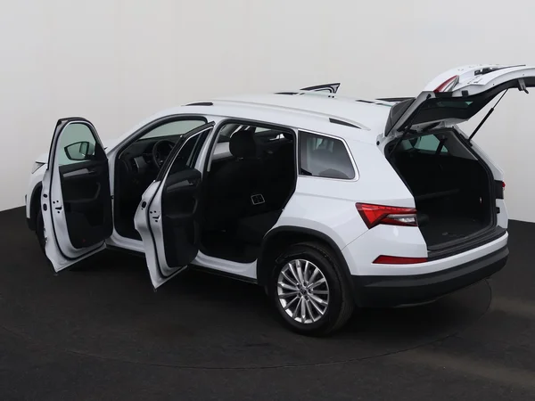 SKODA Kodiaq (2024) — foto 26 van 27