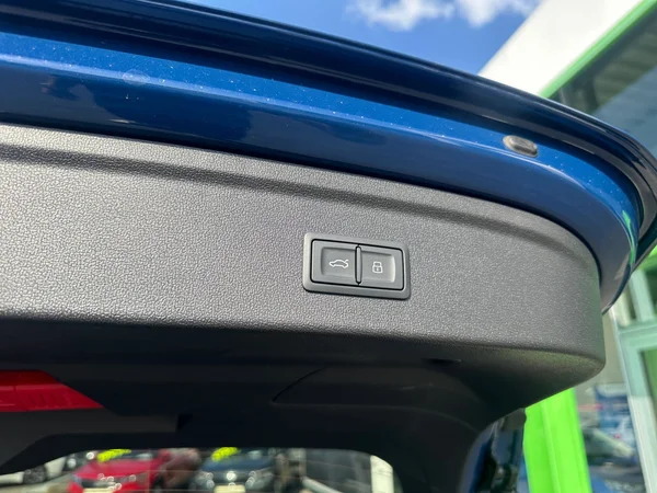 AUDI A3 Sportback PHEV (2025) — foto 15 van 24