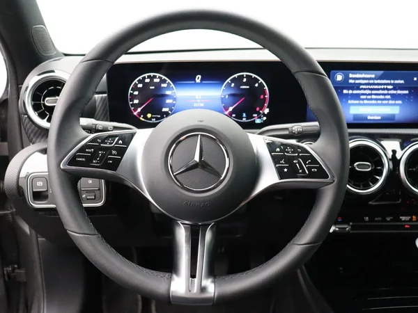 Mercedes-Benz A-Klasse (2025) — foto 3 van 22