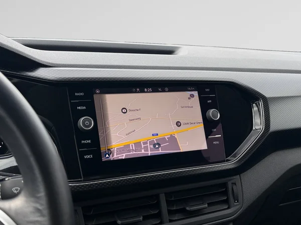 VOLKSWAGEN T-Cross (2023) — foto 7 van 21