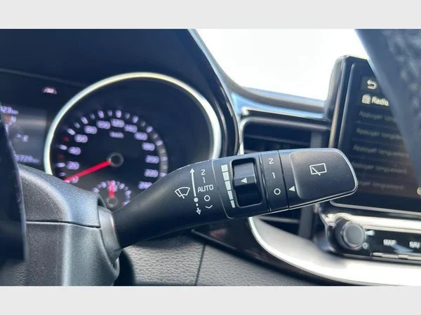 Kia CEED (2020) — foto 18 van 29