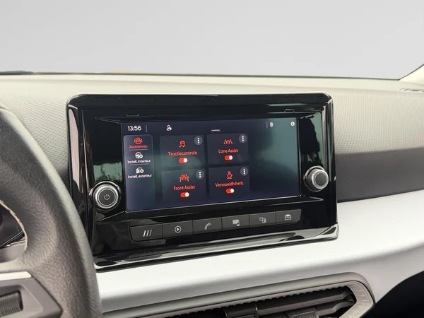 SEAT Arona (2024) — foto 6 van 18