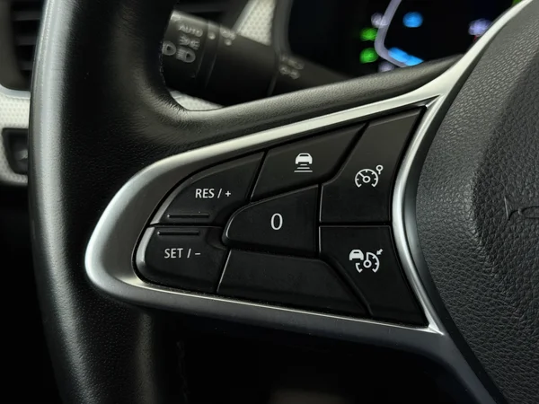 RENAULT Arkana (2021) — foto 9 van 28