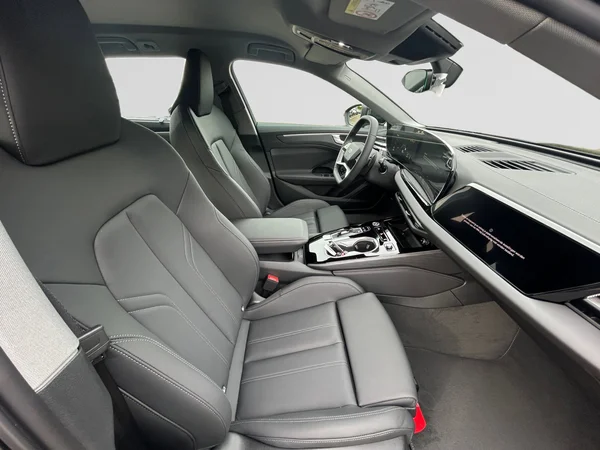AUDI A6 Avant (2025) — foto 3 van 9
