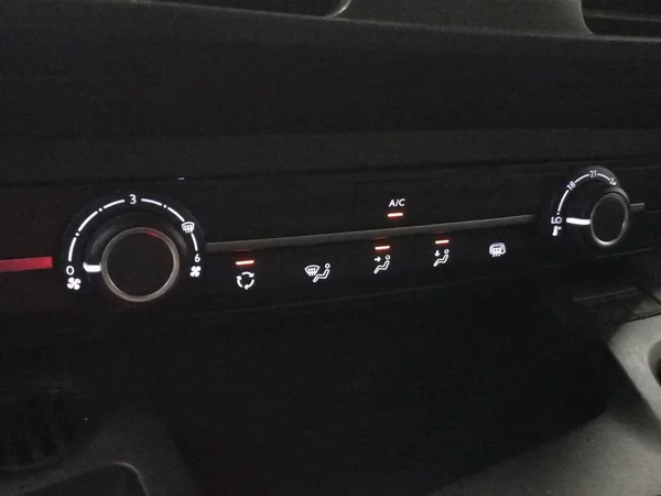 Citroën Berlingo (2021) — foto 9 van 19