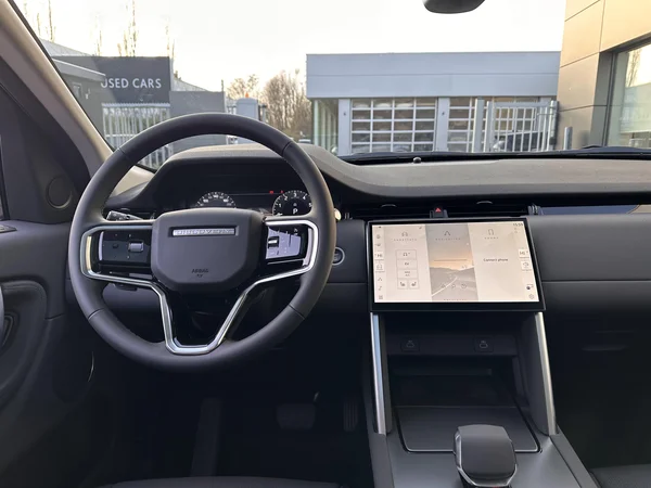 Land Rover Discovery Sport (2026) — foto 4 van 32