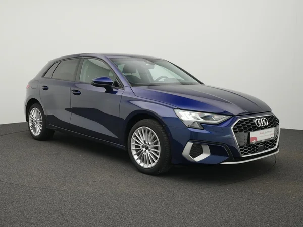 AUDI A3 Sportback PHEV (2024) — foto 12 van 30