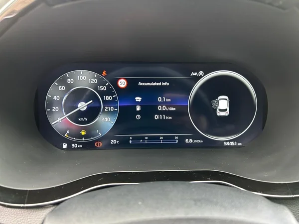 KIA XCeed (2024) — foto 10 van 30