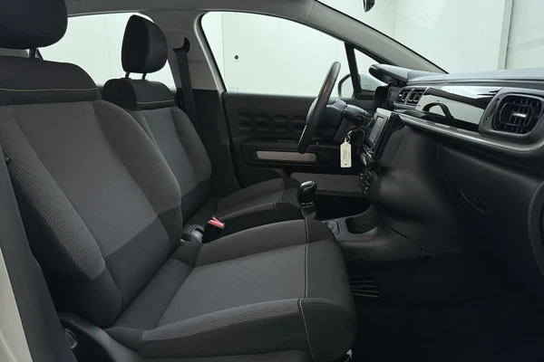 Citroen C3 (2022) — foto 13 van 15