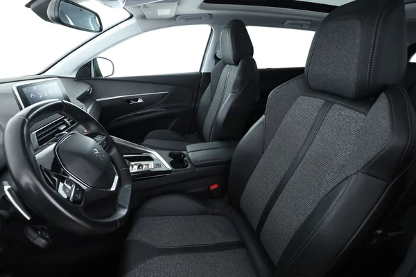 Peugeot 5008 (2019) — foto 3 van 18