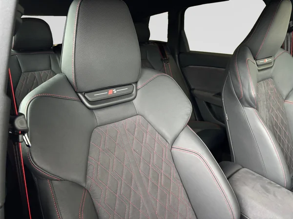 AUDI Q6 e-tron (2025) — foto 6 van 22