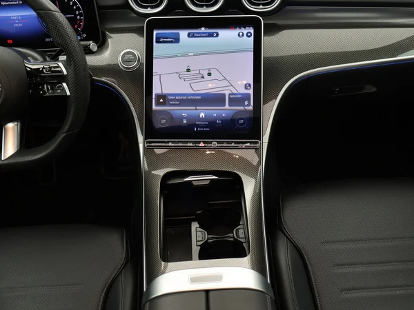 MERCEDES-BENZ C Break (2022) — foto 9 van 32