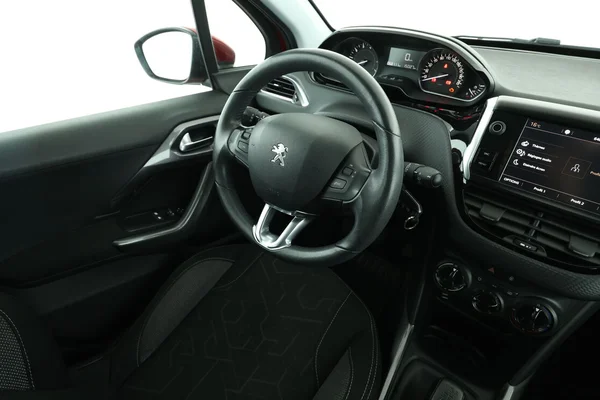 Peugeot 2008 (2008) — foto 4 van 16