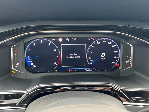 VOLKSWAGEN Taigo (2022) — foto 16 van 18