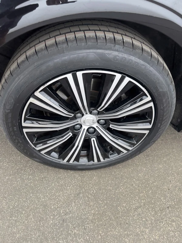 Volvo V90 PHEV (2021) — foto 27 van 45