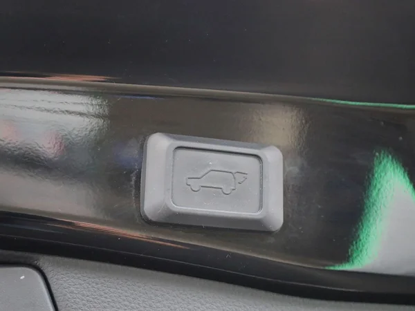 Toyota RAV4 (2021) — foto 9 van 46