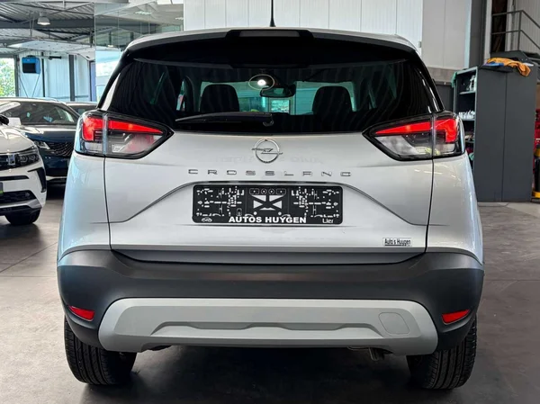 Opel Crossland (2023) — foto 11 van 16