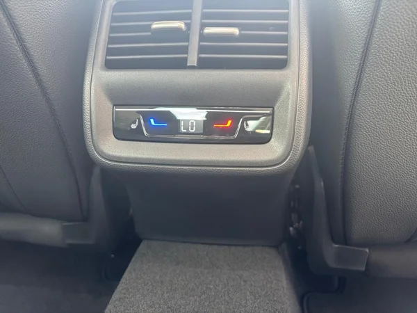 SKODA Superb (2026) — foto 9 van 21