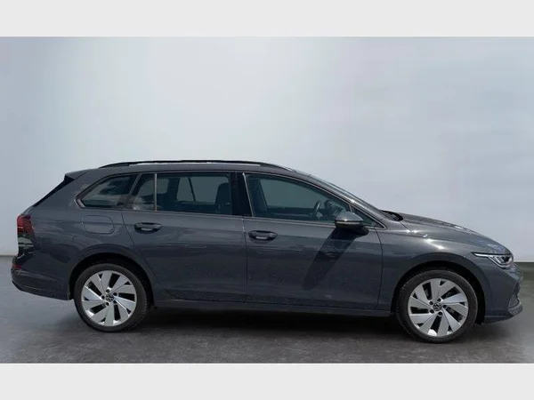 Volkswagen Golf VII SW (2024) — foto 26 van 27
