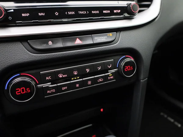 Kia cee'd (2024) — foto 8 van 20