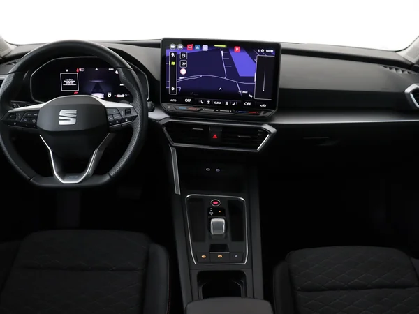 SEAT Leon (2024) — foto 28 van 28