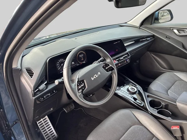 Kia Niro (2025) — foto 12 van 18