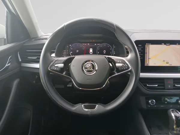 SKODA Scala (2022) — foto 19 van 21
