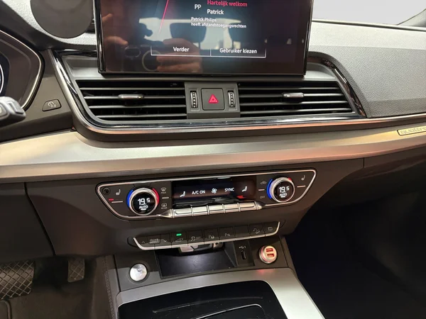 AUDI Q5 Sportback PHEV (2023) — foto 20 van 22