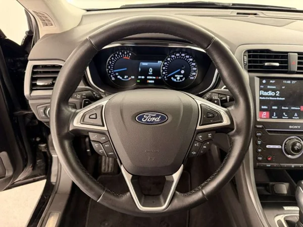 Ford Mondeo (2019) — foto 16 van 18