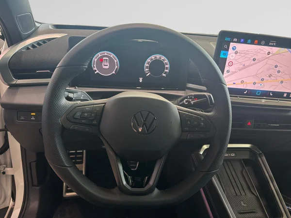 VOLKSWAGEN T-Roc (2025) — foto 4 van 21