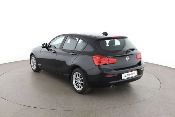 BMW 1-serie (2018) — foto 10 van 16