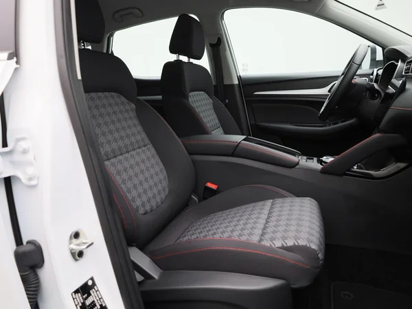 MG ZS (2023) — foto 28 van 41