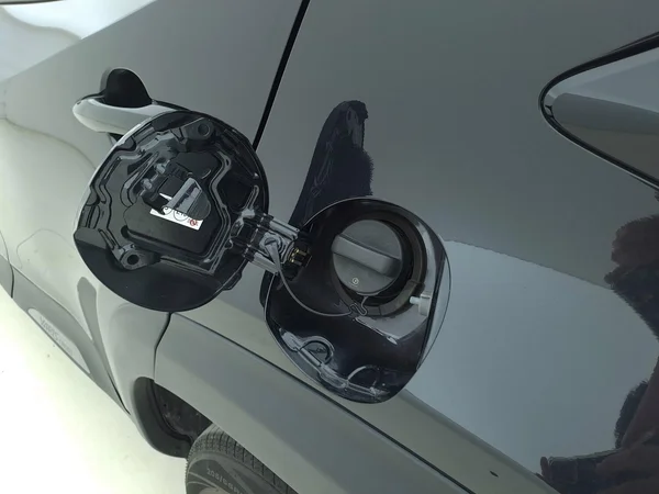 Toyota Yaris Hybrid (HEV) (2023) — foto 9 van 23