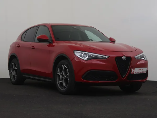 Alfa Romeo Stelvio (2022) — foto 26 van 31