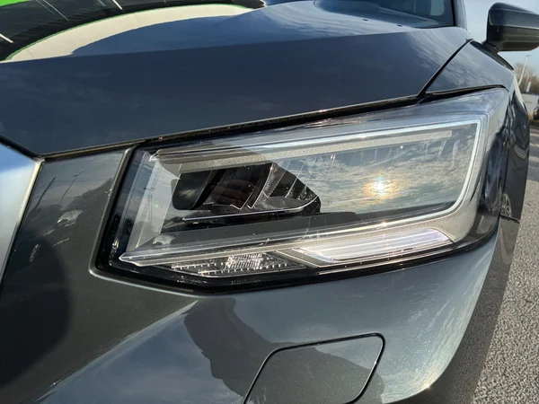 AUDI Q2 (2023) — foto 2 van 24