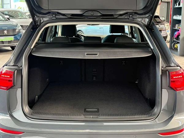 Volkswagen Golf Variant (2022) — foto 15 van 20