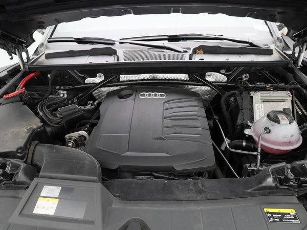 Audi Q5 (2023) — foto 36 van 44