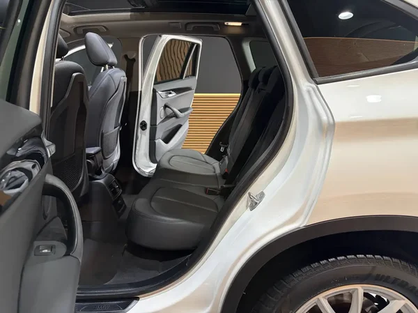 Bmw X1 (2016) — foto 13 van 25