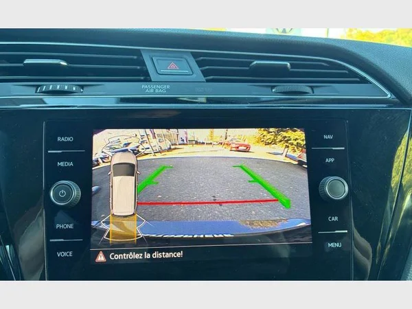 Volkswagen Touran (2023) — foto 14 van 21