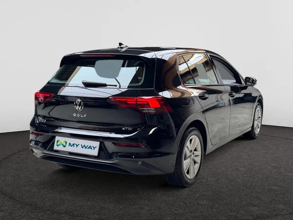VOLKSWAGEN Golf VIII (2024) — foto 11 van 16