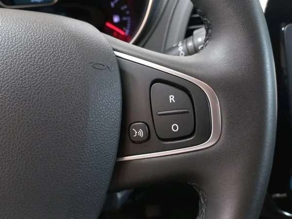Renault Captur (2019) — foto 7 van 20