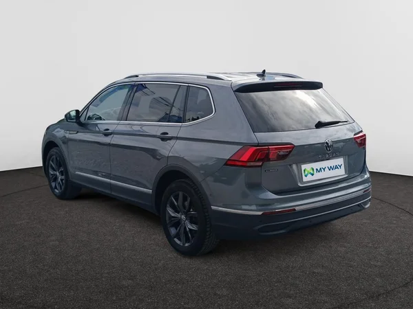 VOLKSWAGEN Tiguan Allspace (2022) — foto 4 van 21