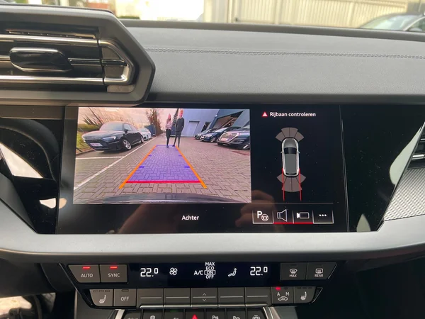 AUDI A3 Sportback PHEV (2025) — foto 2 van 24